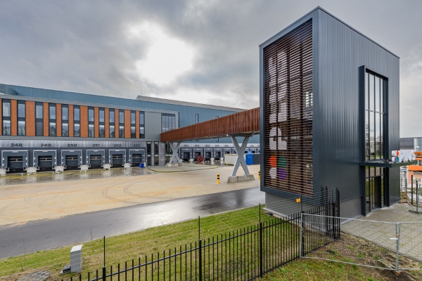 Nieuwbouw distributiecentrum PLUS volgens BREEAM